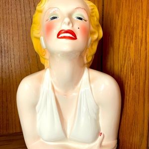 Marilyn Monroe cookie jar